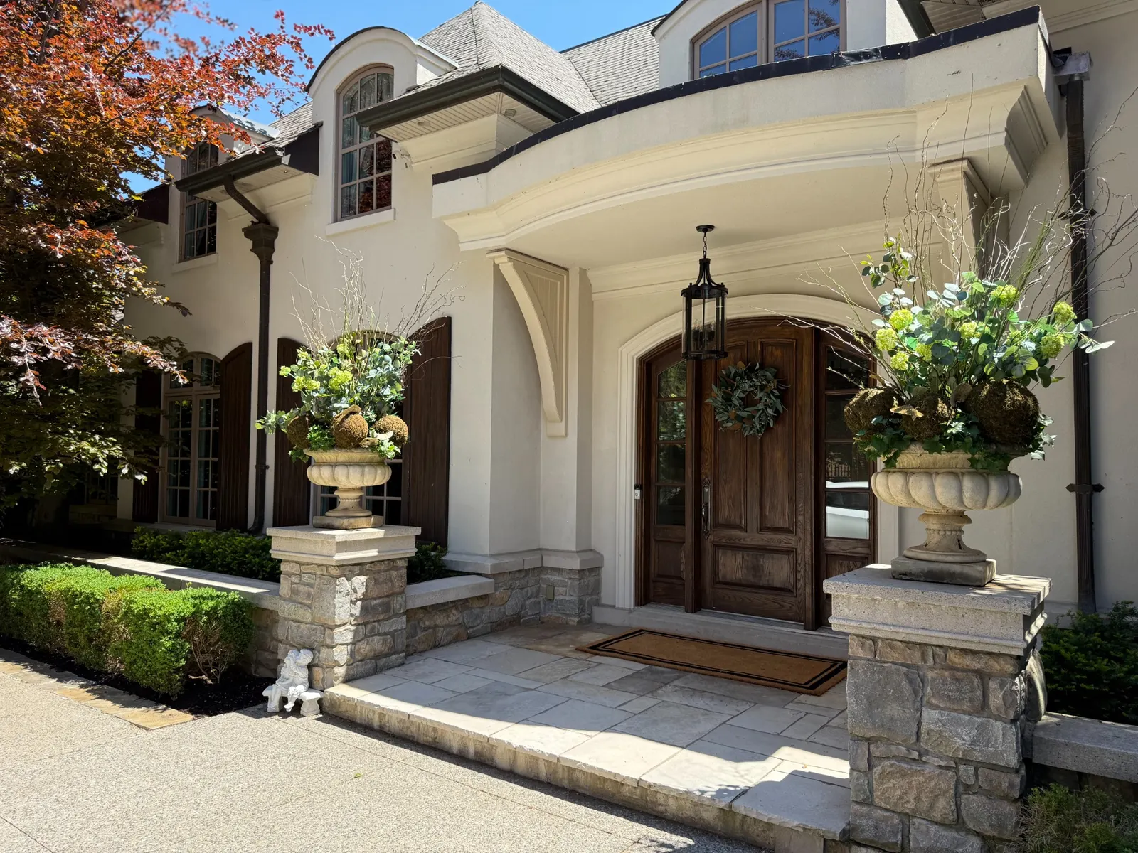 Front entrance garden planters